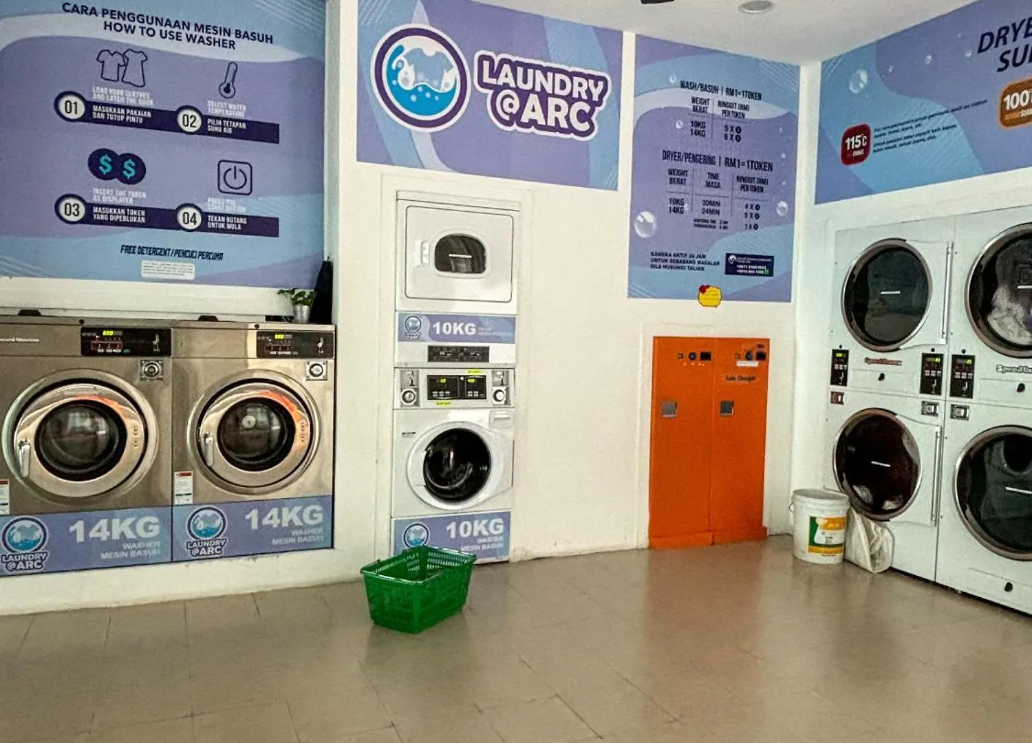 Apartment Arc Swimming Pool Musliim Homestay Jb Johor Bahru Malaysia